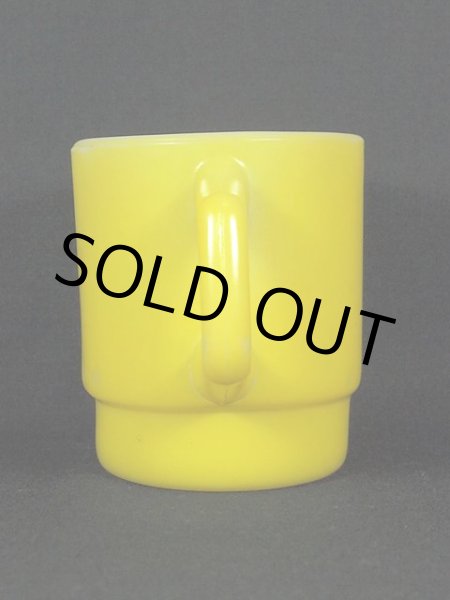 画像2: 1960s-70s【FireKing】スタッキングマグ・イエロー (2)