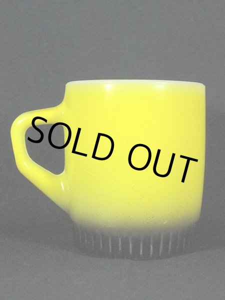 画像3: 1960s【FireKing】リブボトムマグ・黄黒 (3)