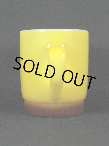 画像2: 1960s【FireKing】リブボトムマグ・黄茶 (2)