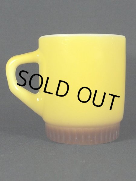 画像3: 1960s【FireKing】リブボトムマグ・黄茶 (3)