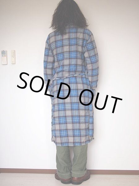 画像2: 1960s【ROYALTY】プリントネルガウン (2)