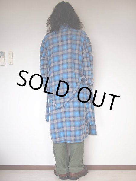 画像4: 1960s【McKenzie】プリントネルガウン　オンブレーチェック (4)