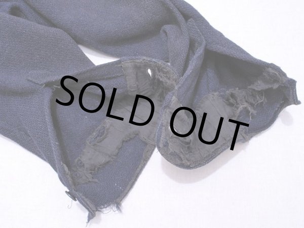 カフス裏地のダメージ