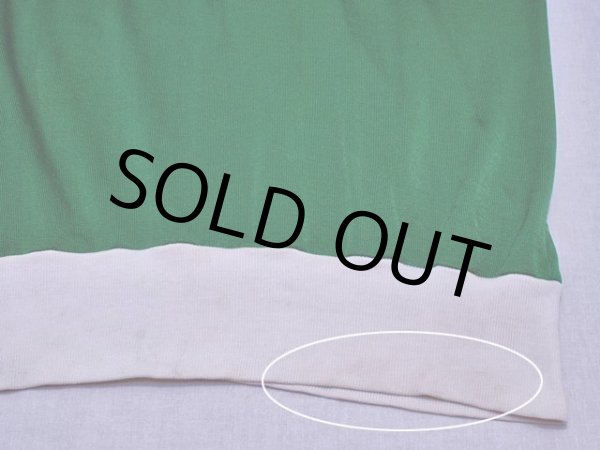 裾リブに薄らシミ汚れ