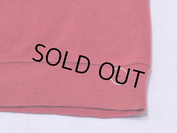 裾リブに小さなダメージ。