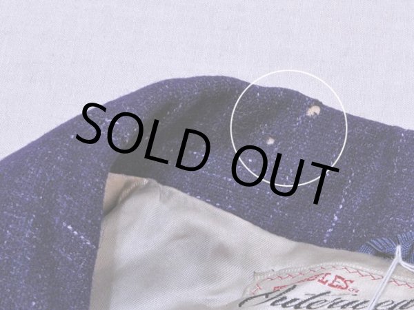 襟に少々虫食い。