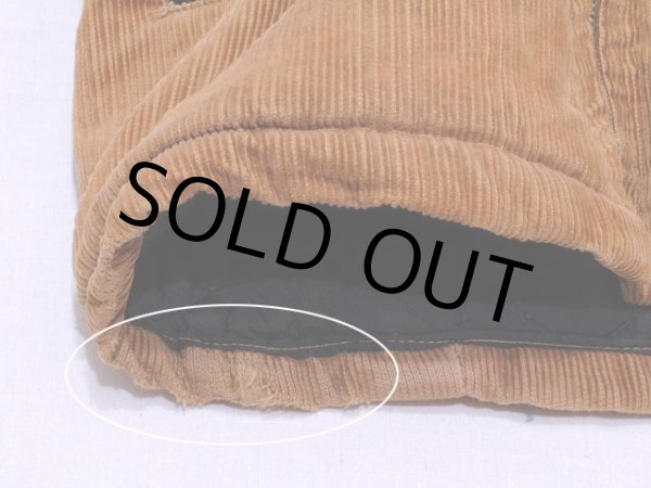 裾に少々ダメージ。