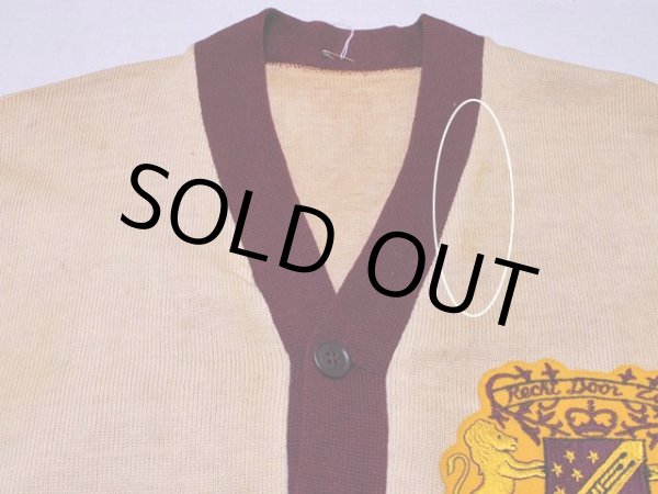 フロントに薄らシミ汚れ。