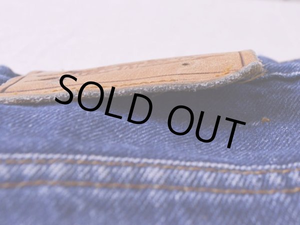 パッチにステッチホツレ。