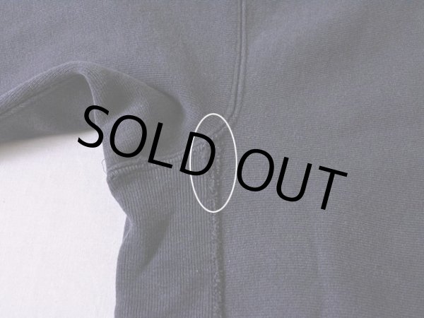 バック左サイドに少々ホツレ。