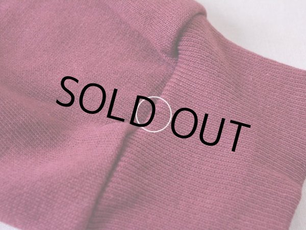 左袖リブに僅かなダメージ。