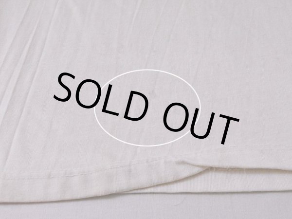 フロント裾に汚れ。