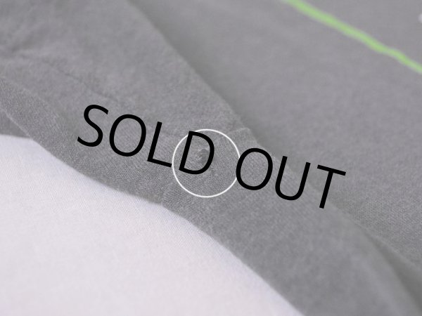 右脇の下に僅かなダメージ。