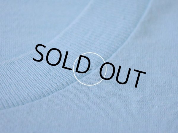 首リブに僅かなホツレ。