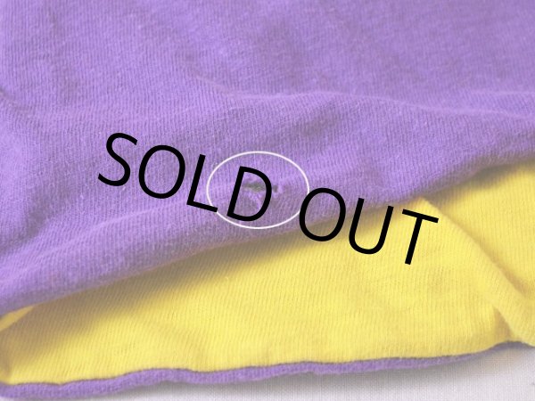 右裾サイドに小さなダメージ。