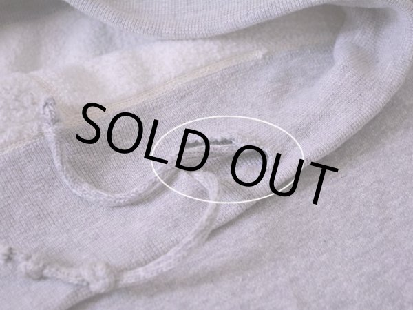 ウエストリブ裏に少々ダメージ。