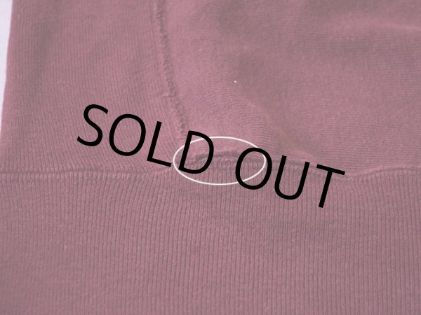 フロント裾リブ付け根に少々ダメージ。