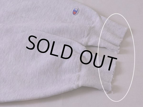 袖リブにダメージ。