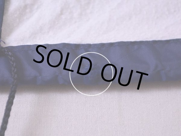 裾裏面に少々ダメージ。