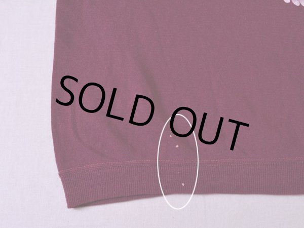 フロント裾に少々汚れ。