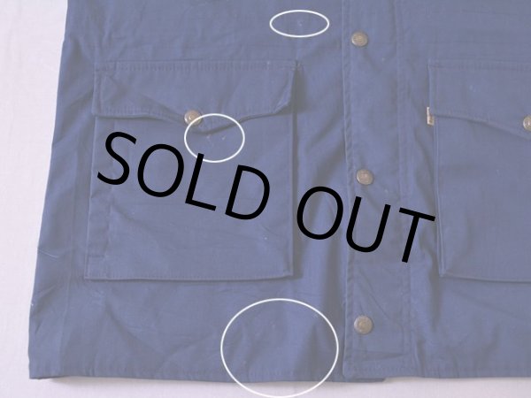 フロントに僅かな汚れ。