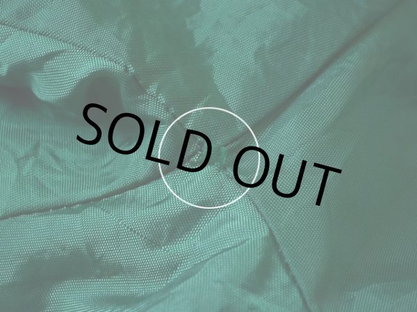 右脇の下に僅かなダメージ。