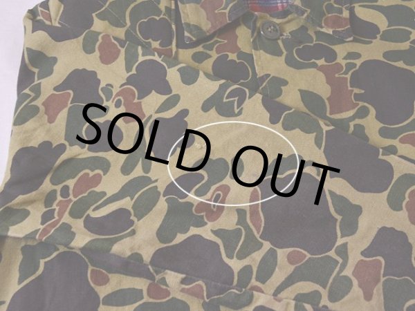 右肘に少々ダメージ・汚れ。