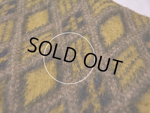 背中にリペア跡。