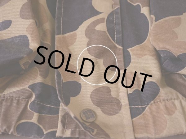 裾に少々汚れ。