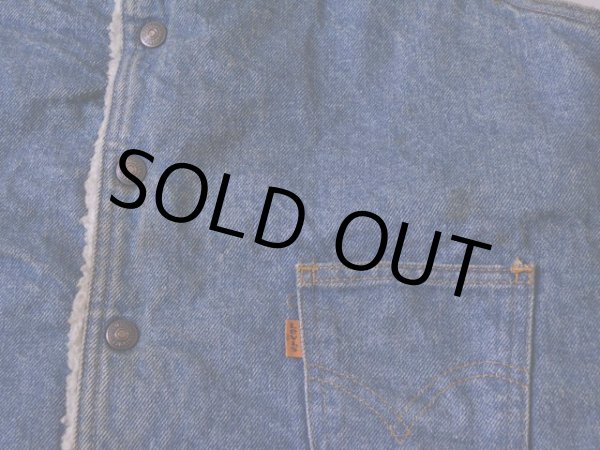 フロントに多少の汚れ。