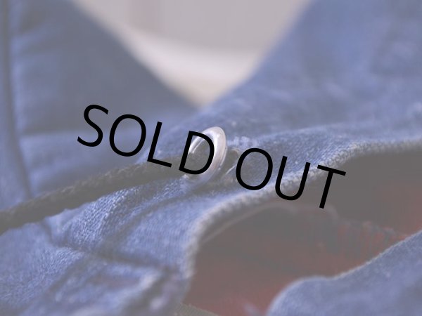 ハトメの外れ。