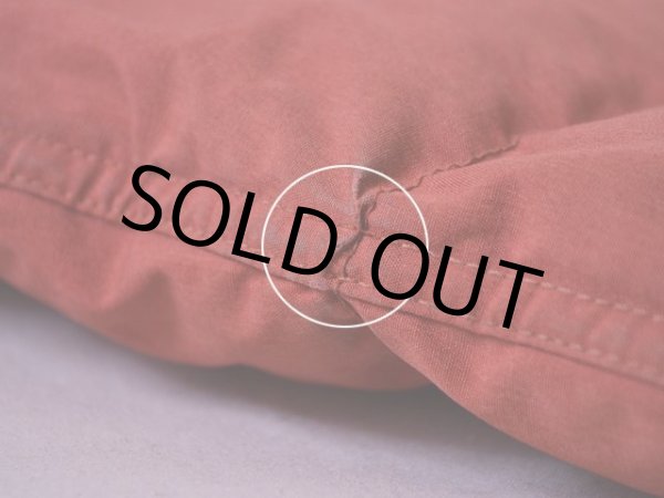 右脇腹に僅かなダメージ。