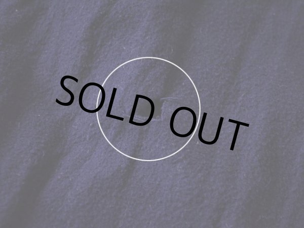 裏地に僅かなダメージ。