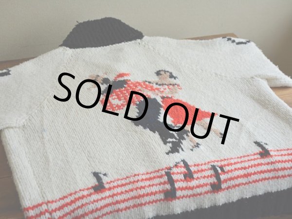 画像8: 1960s〜 ダンシングカウボーイ柄カウチンセーター　 実寸M  (8)