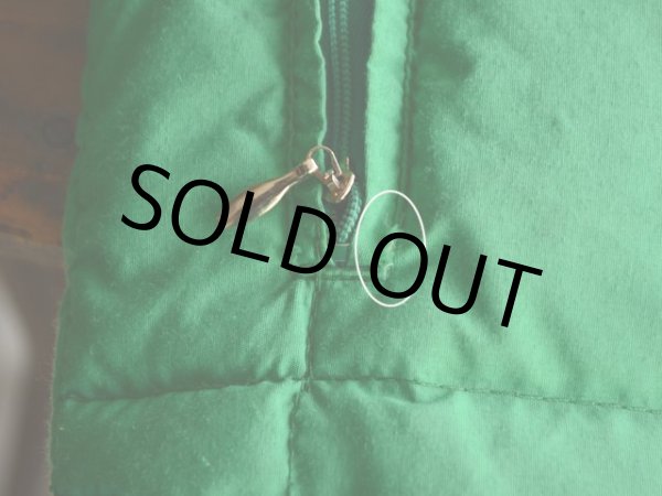 裾ポケット付近に少々ダメージ。