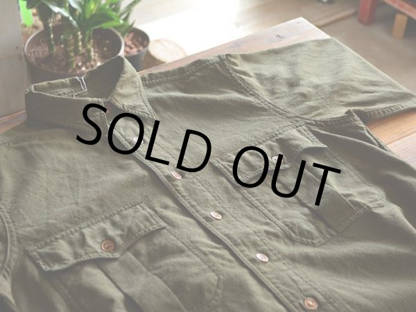 画像4: 1930s RUSSELL UNIFORM CO. チンスト付きワークシャツ　 実寸L  (4)