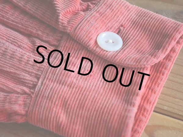 カフスボタンの欠損・付け替え。