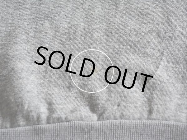 フロント裾付近に薄ら汚れ。