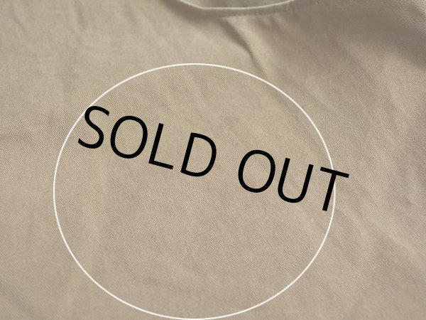 ゲームポケットに少々汚れ。