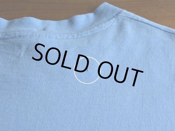 背中に僅かなダメージ。