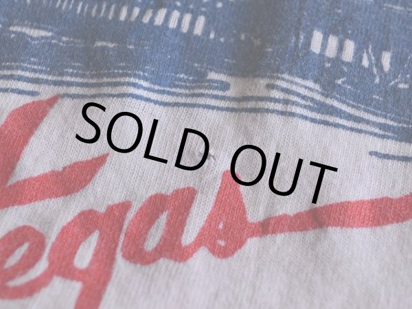 フロントのプリント中心付近に僅かなダメージ。