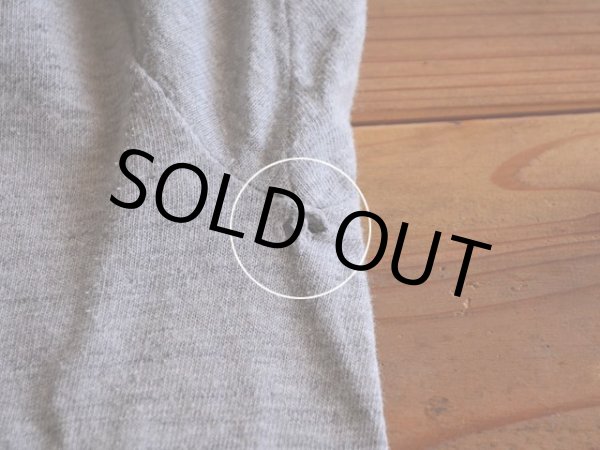 左脇下に少々ダメージ。