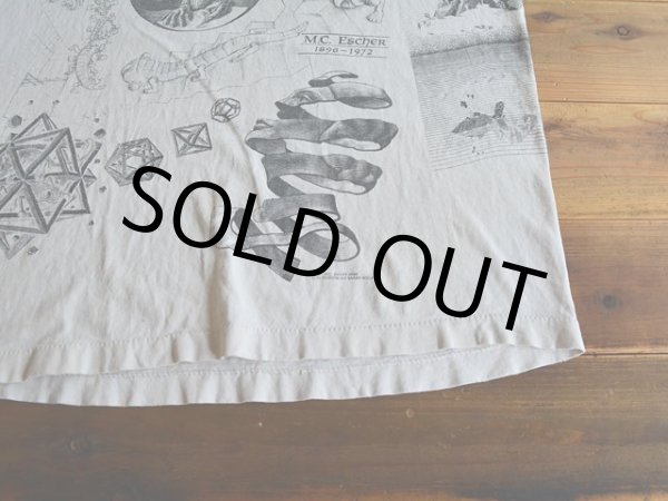 画像7: 1990s M.C. ESCHER マルチプリントTシャツ　 雰囲気系　 表記L  (7)