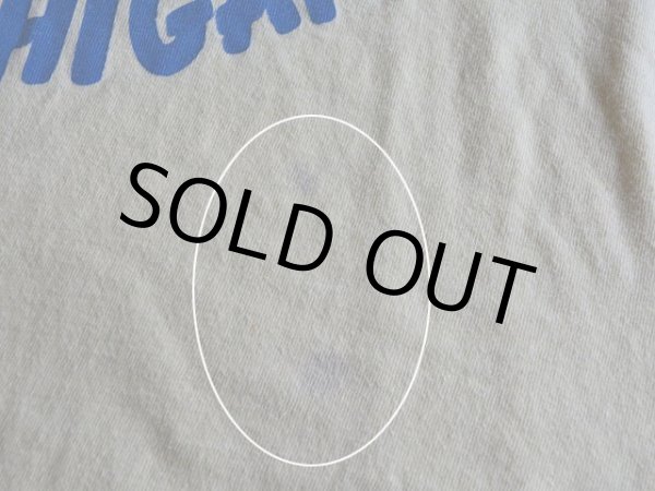 フロント裾付近に薄らシミ汚れ。