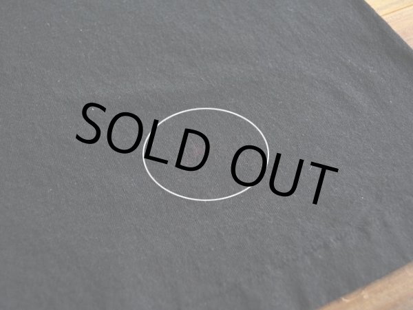 バック裾に僅かな色落ち。