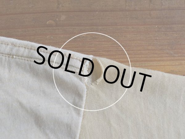 右肩にダメージ。