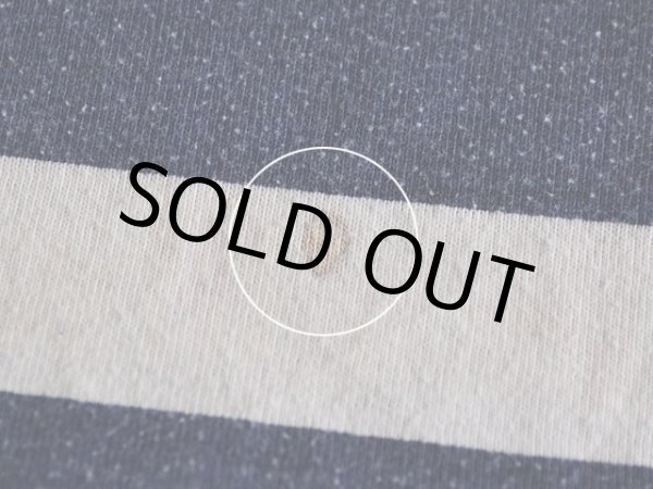 お腹付近に少々汚れ。