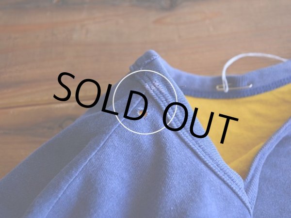 首横に僅かなダメージ・色落ち