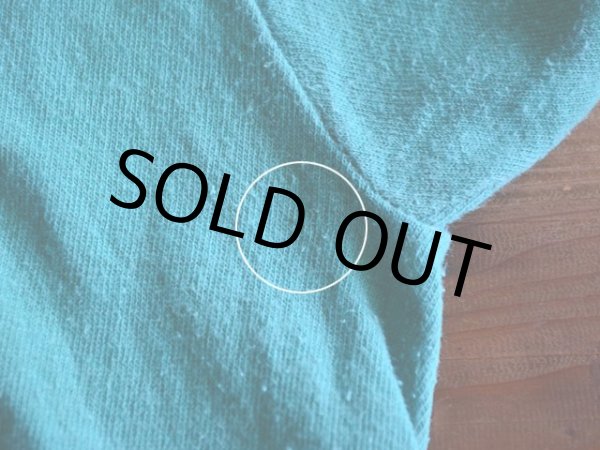 左脇に小さなダメージ。