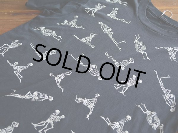 画像5: 1990s FASHIONVICTIM スカル四十八手Tシャツ　 実寸L  (5)